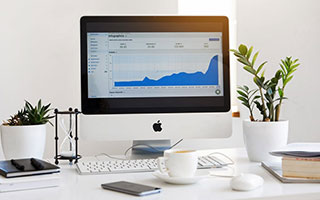 中国玫瑰新主帅：师从热刺主帅 羡慕女足集训模式